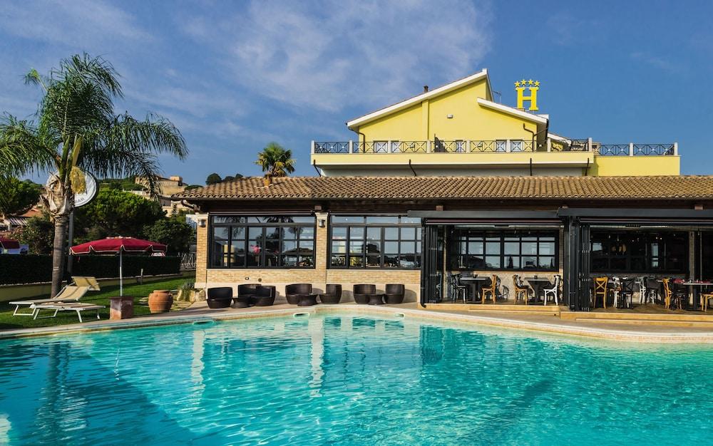 Hotel Villa Tirreno Tarquinia Zewnętrze zdjęcie